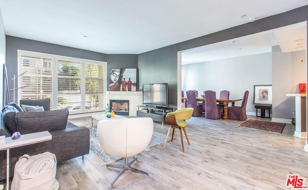 1521 Greenfield Ave, Los Angeles, CA 90025-3422