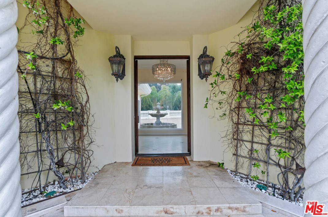 11800 Bel Ter, Los Angeles, CA 90049