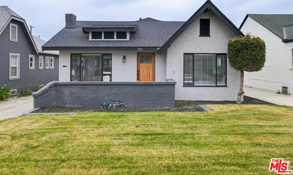 3744 59th Pl, Los Angeles, CA 90043-2922