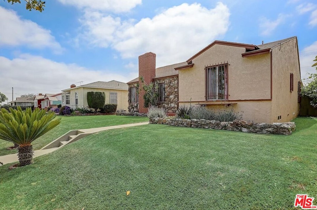 11029 S Van Ness Ave, Inglewood, CA 90303