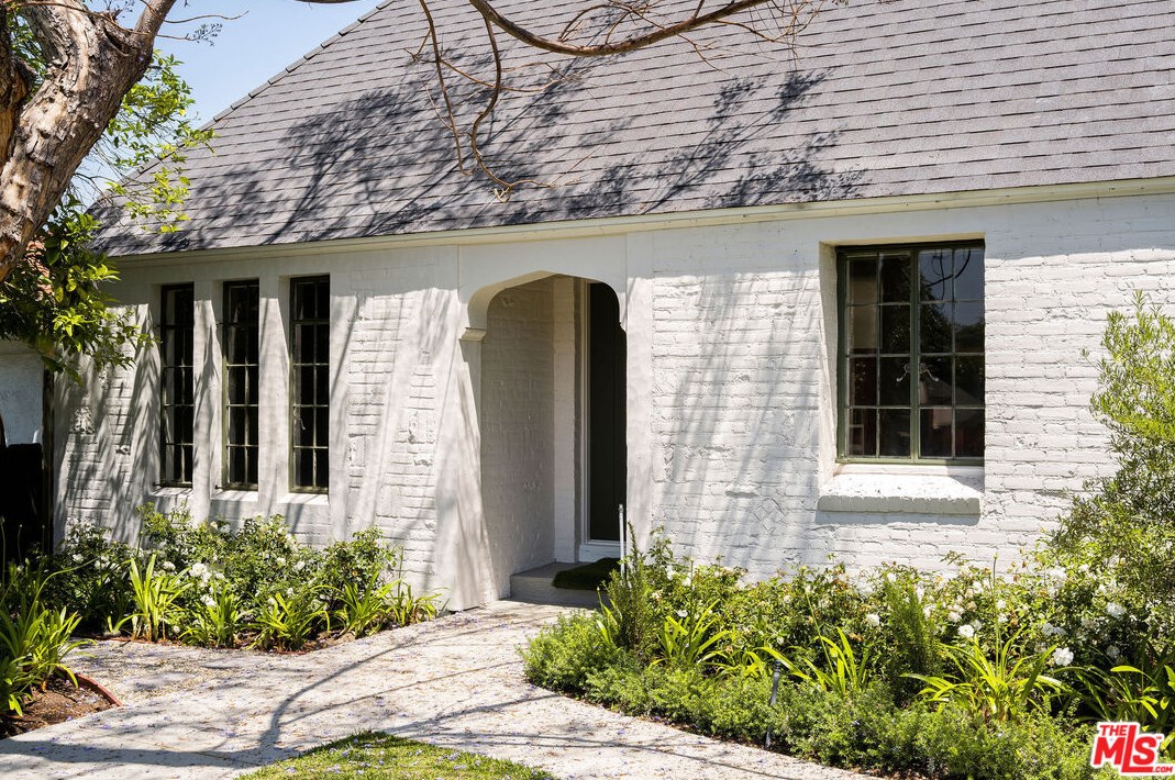 940 Hauser Blvd, Los Angeles CA  90036-4724 exterior