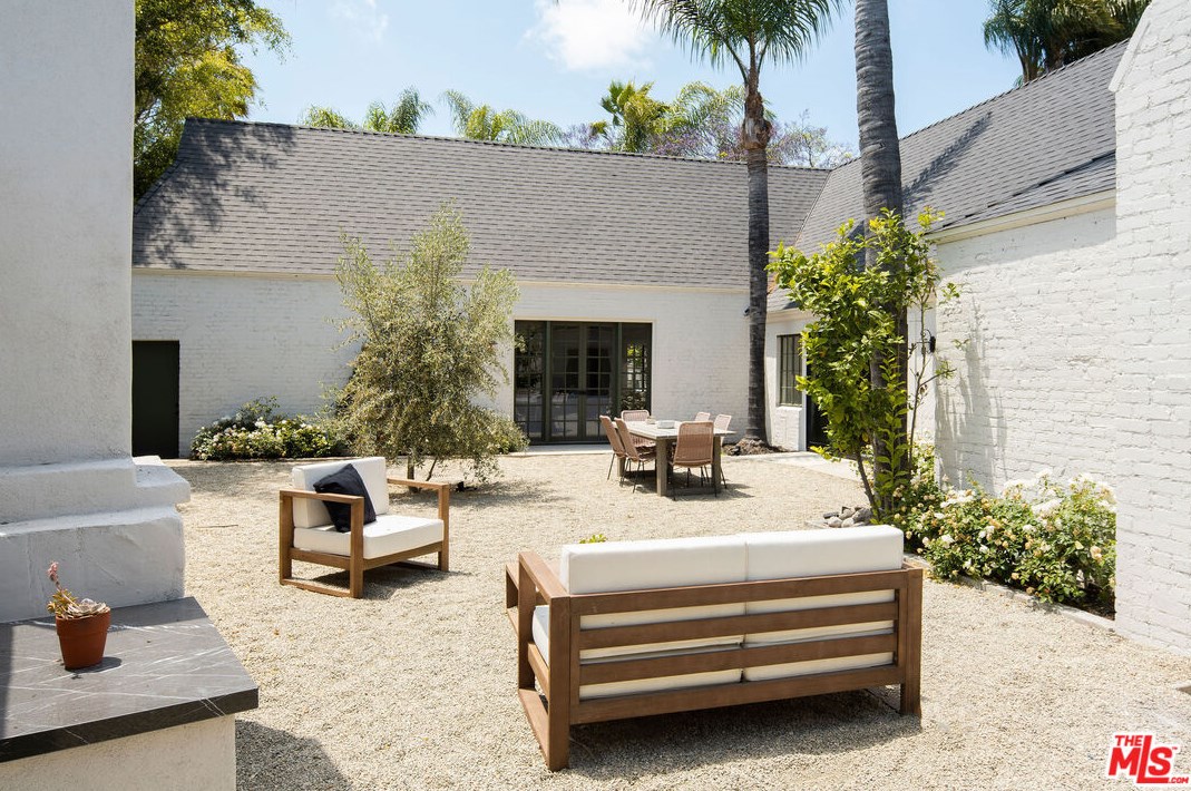 940 Hauser Blvd, Los Angeles CA  90036-4724 exterior