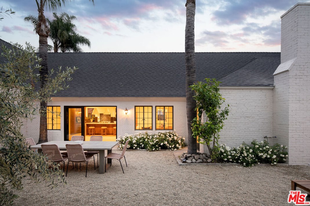 940 Hauser Blvd, Los Angeles CA  90036-4724 exterior