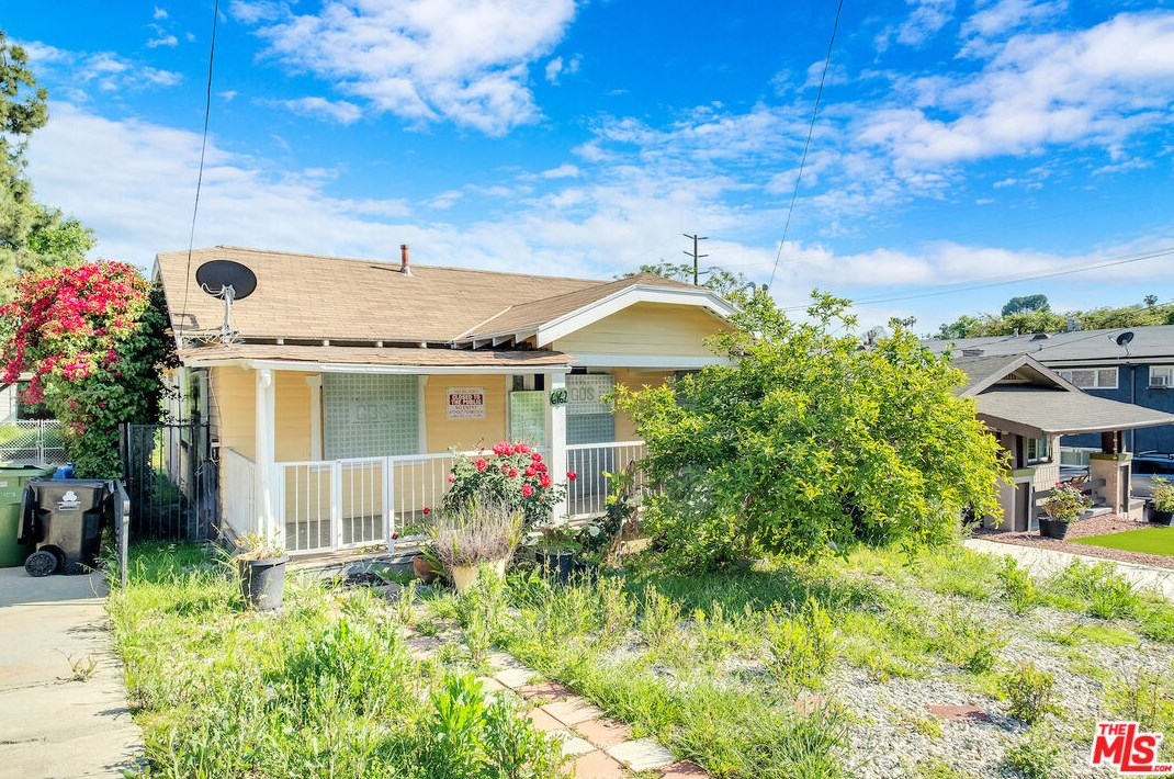 6162 Oak Crest Way, Los Angeles CA  90042-1310 exterior
