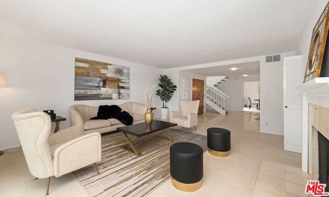 2769 Bottlebrush Dr, Los Angeles, CA 90077-2009