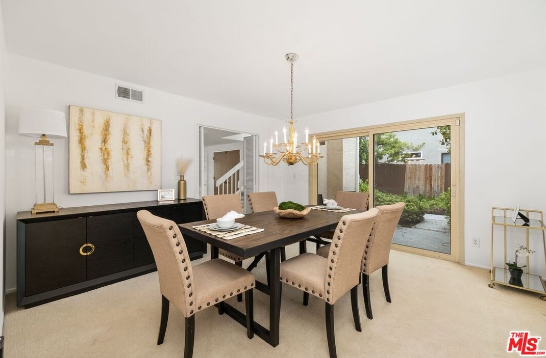 2769 Bottlebrush Dr, Los Angeles CA  90077-2009 exterior