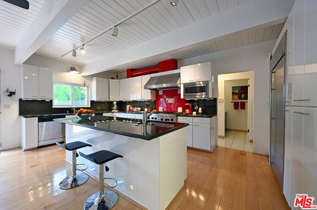 10597 Cushdon Ave, Los Angeles CA  90064-3336 exterior