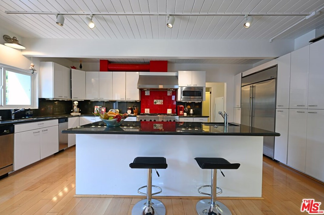 10597 Cushdon Ave, Los Angeles CA  90064-3336 exterior