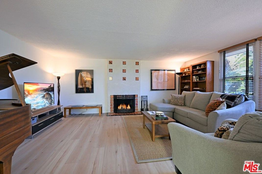 10597 Cushdon Ave, Los Angeles CA  90064-3336 exterior