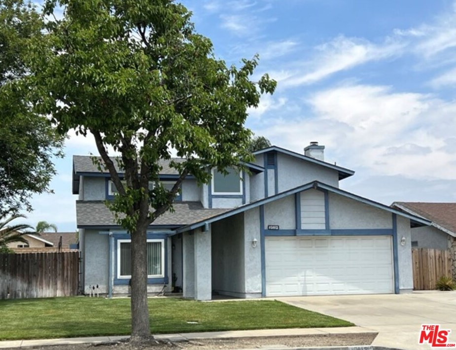 18112 San Jacinto Ave, Fontana, CA 92336-2389