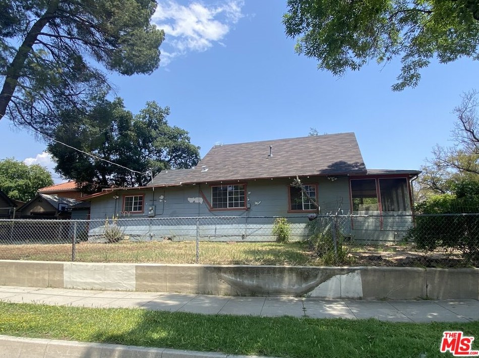 297 Del Monte St, Pasadena, CA 91103-1507
