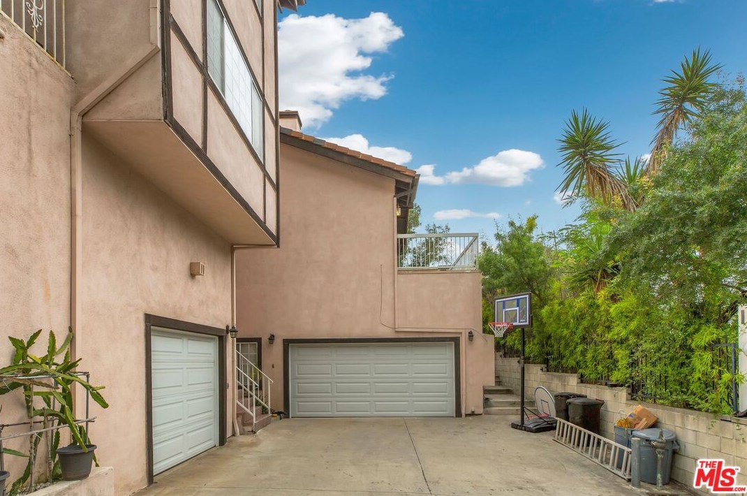 811 Rollin St, South Pasadena, CA 91030