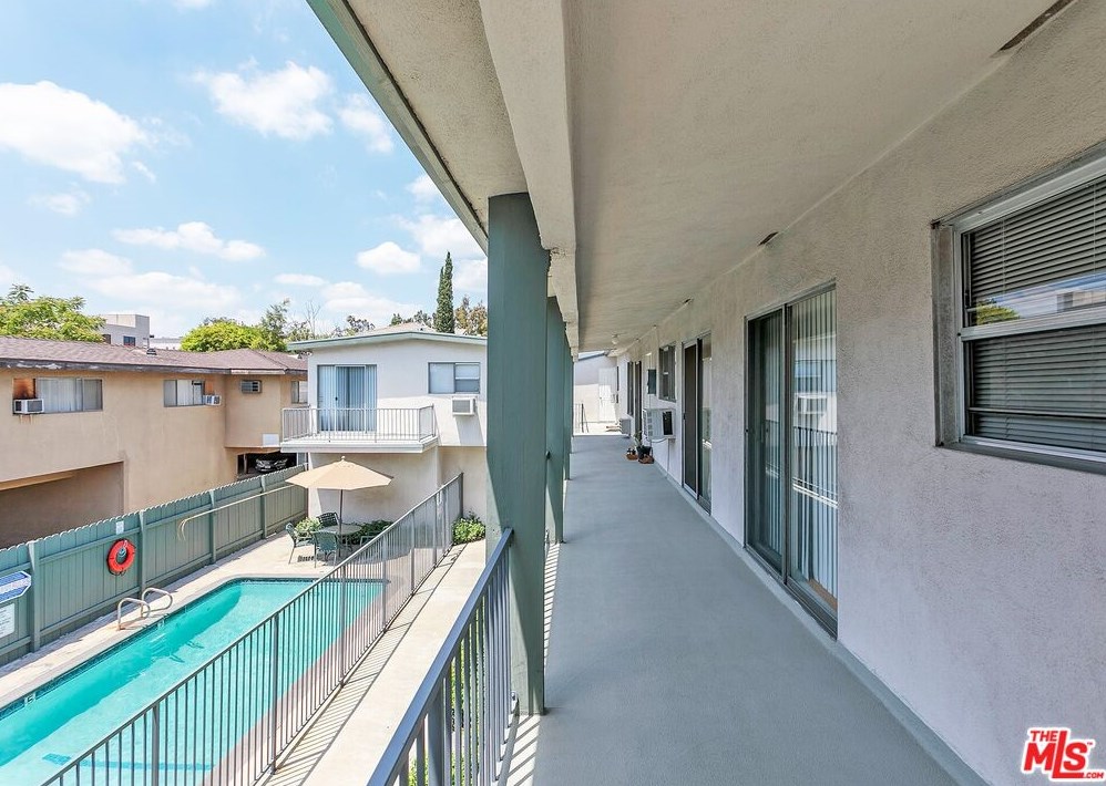 101 Beacon St, Alhambra CA  91801-3815 exterior