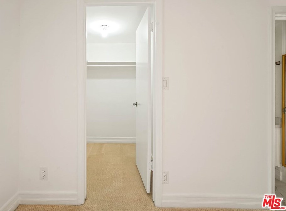 1277 Beverly Glen Blvd, Los Angeles CA  90024-5244 exterior