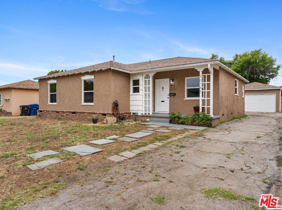 10151 Noble Ave, San Fernando, CA 91345