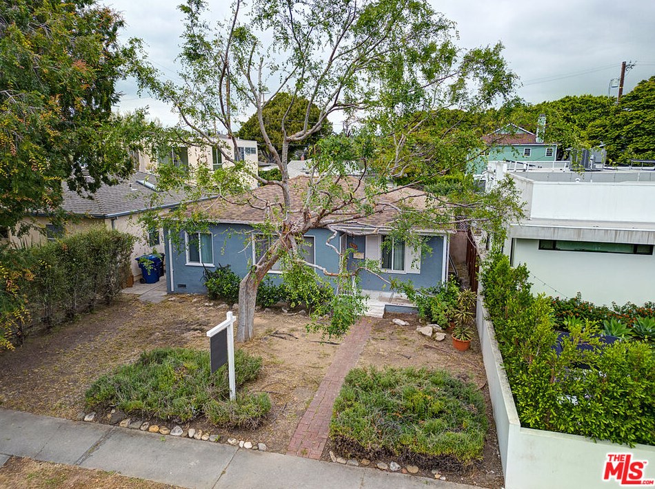 3612 Maplewood Ave, Los Angeles, CA 90066-3022