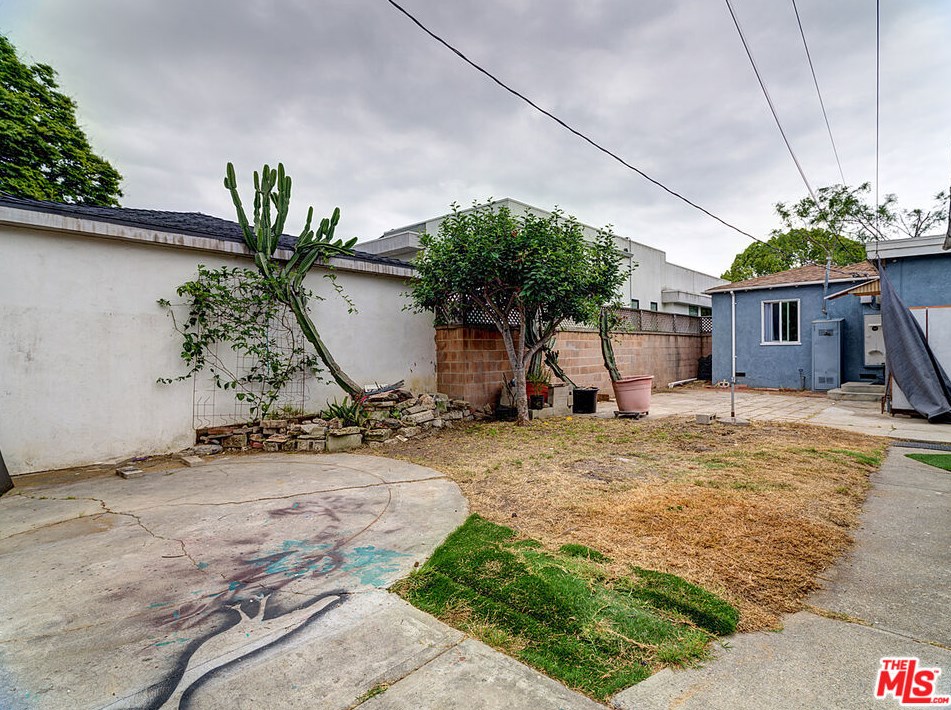 3612 Maplewood Ave, Los Angeles CA 90066-3022 exterior