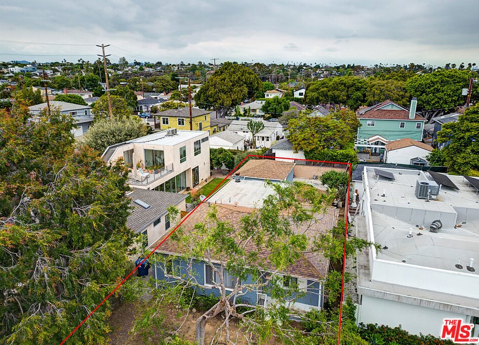 3612 Maplewood Ave, Los Angeles CA 90066-3022 exterior