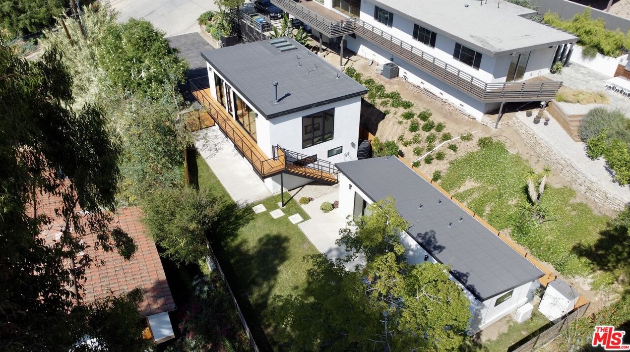 2326 Ewing St, Los Angeles CA  90039-3125 exterior