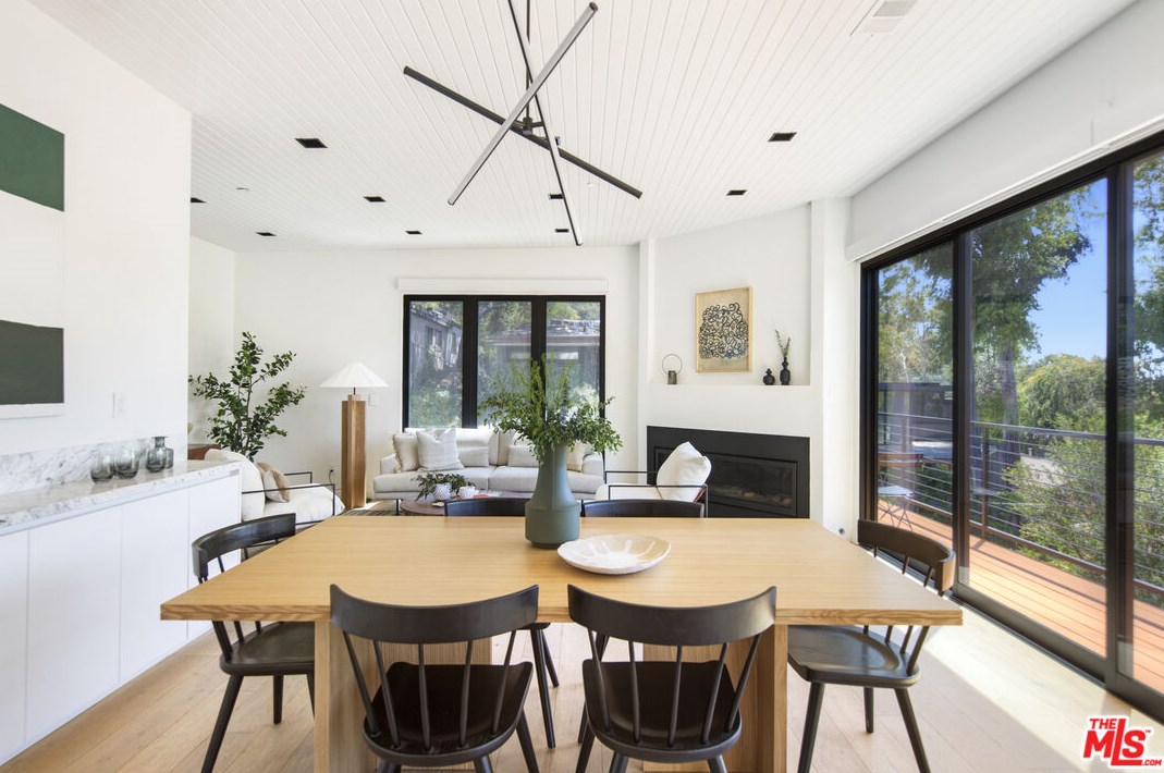 2326 Ewing St, Los Angeles CA  90039-3125 exterior