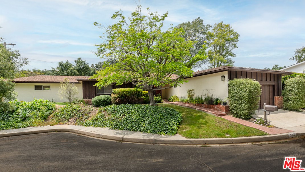 2455 Nalin Dr, Los Angeles, CA 90077-1807