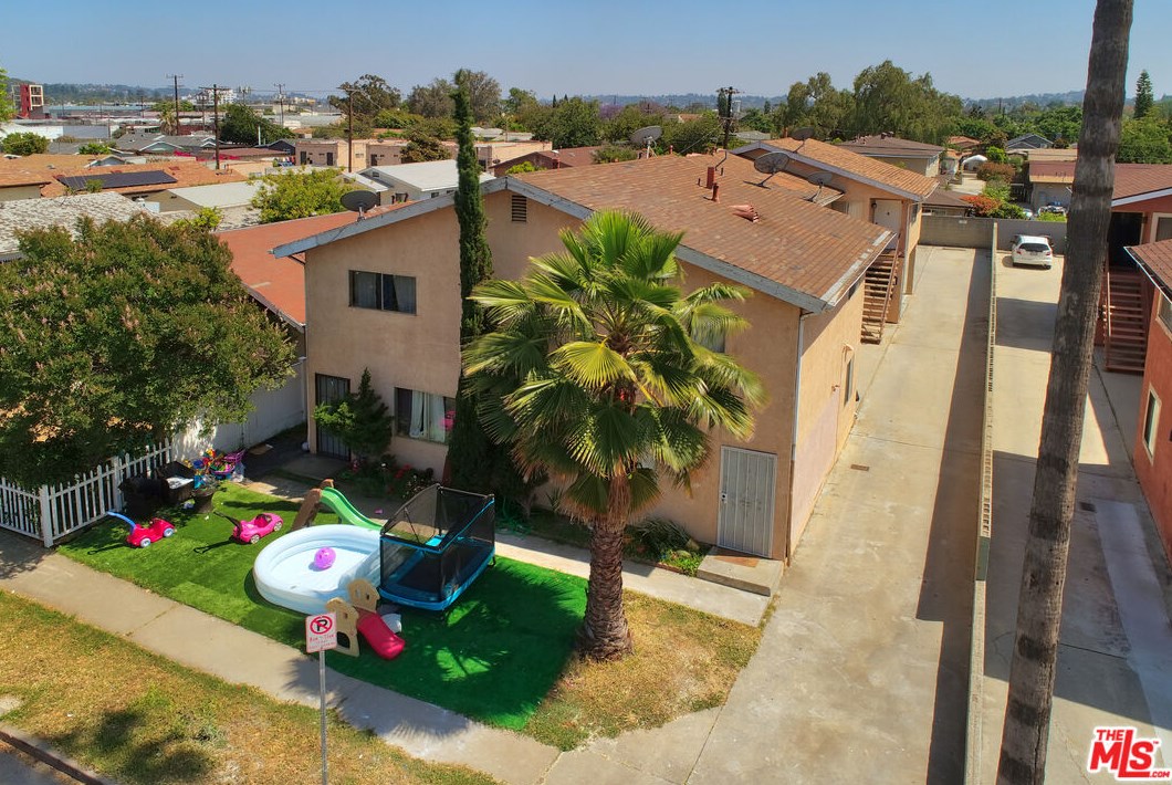 4122 Sequoia St, Los Angeles CA  90039-1119 exterior