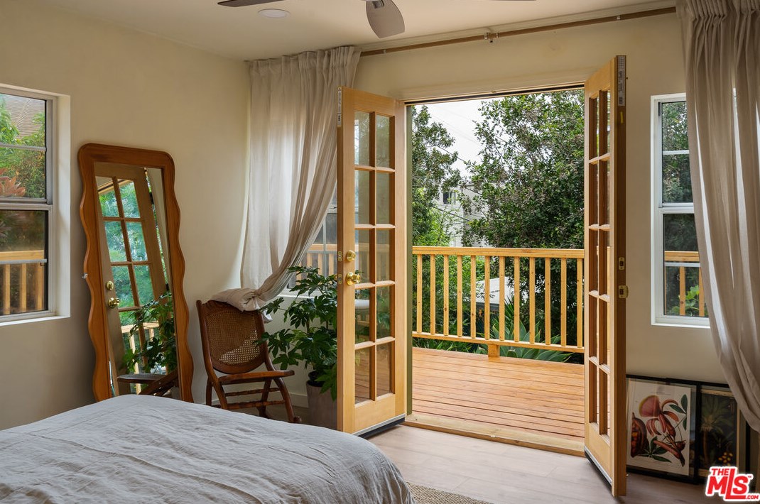 3174 Weldon Ave, Los Angeles CA  90065-2953 exterior