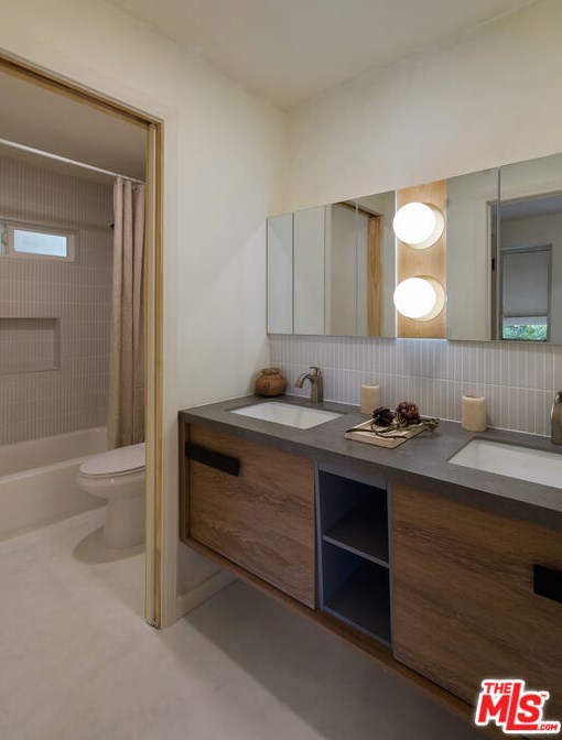 3174 Weldon Ave, Los Angeles CA  90065-2953 exterior