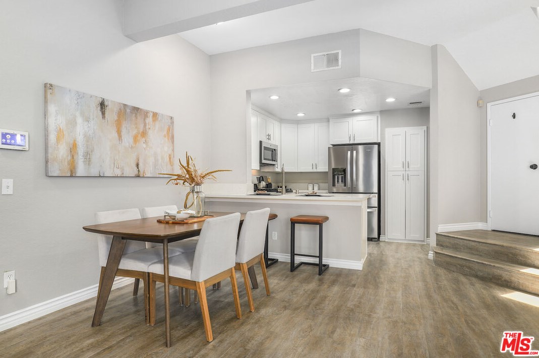 35 Blackbird Ln, Pomona, CA 91766-4794