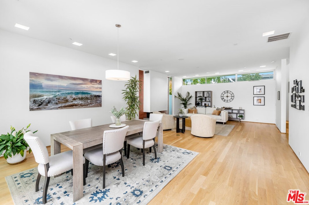 3632 Greenwood Ave, Los Angeles CA  90066-3018 exterior