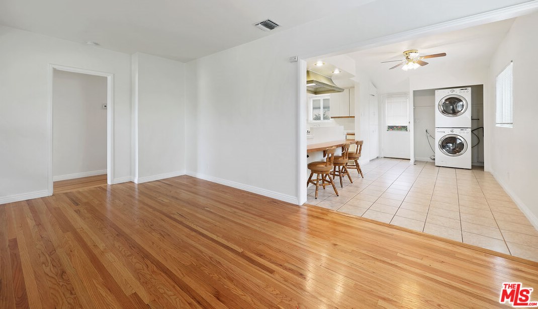 2535 Montrose Ave, Montrose, CA 91020