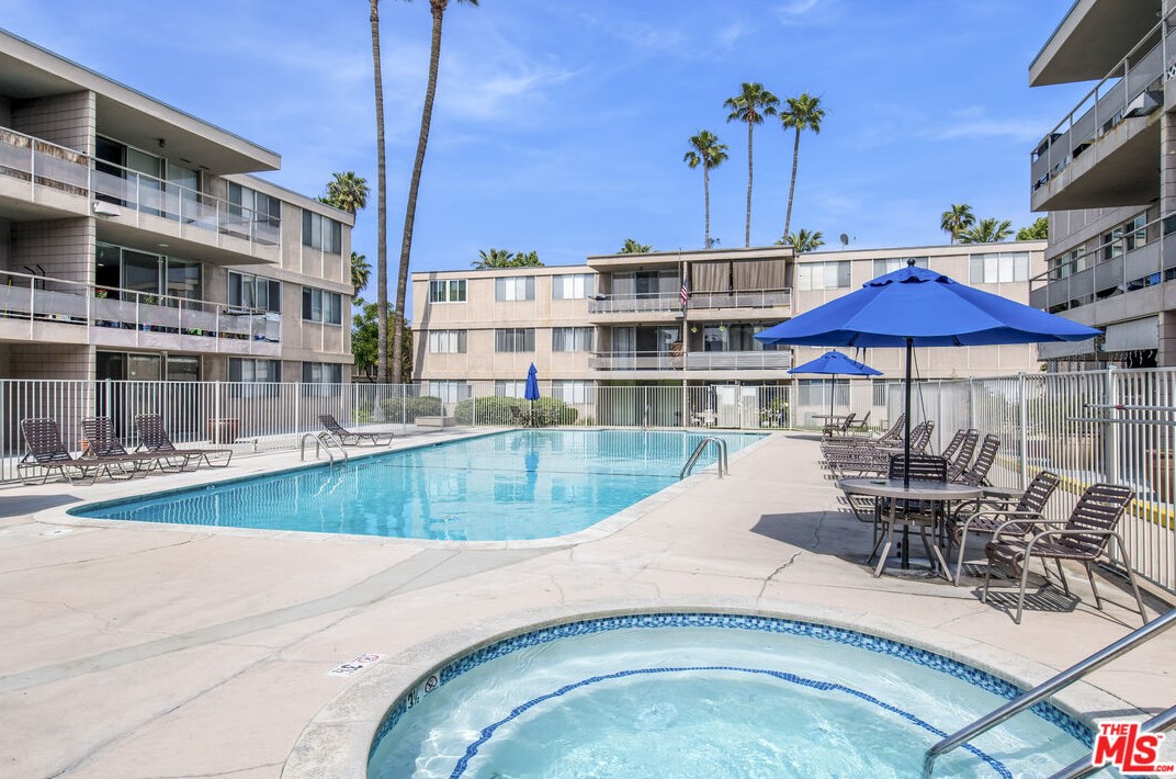 6979 Palm Ct #146n, Riverside, CA 92506
