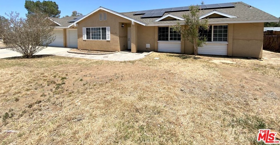 17117 Queensglen Ave, Palmdale, CA 93591