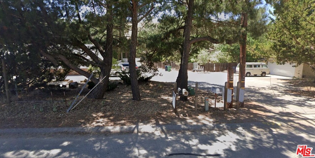 7810 Graves Creek Rd, Atascadero, CA 93422-1835