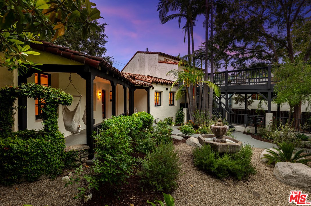 2718 Westshire Dr, Los Angeles CA  90068-1930 exterior