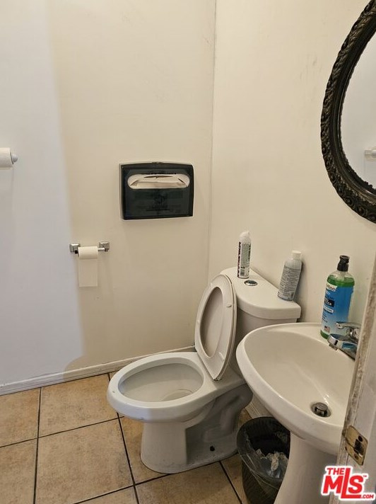 1559 108th St, Los Angeles CA  90047-4906 exterior