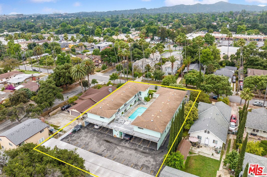 1242 N Mentor Ave, Pasadena, CA 91104
