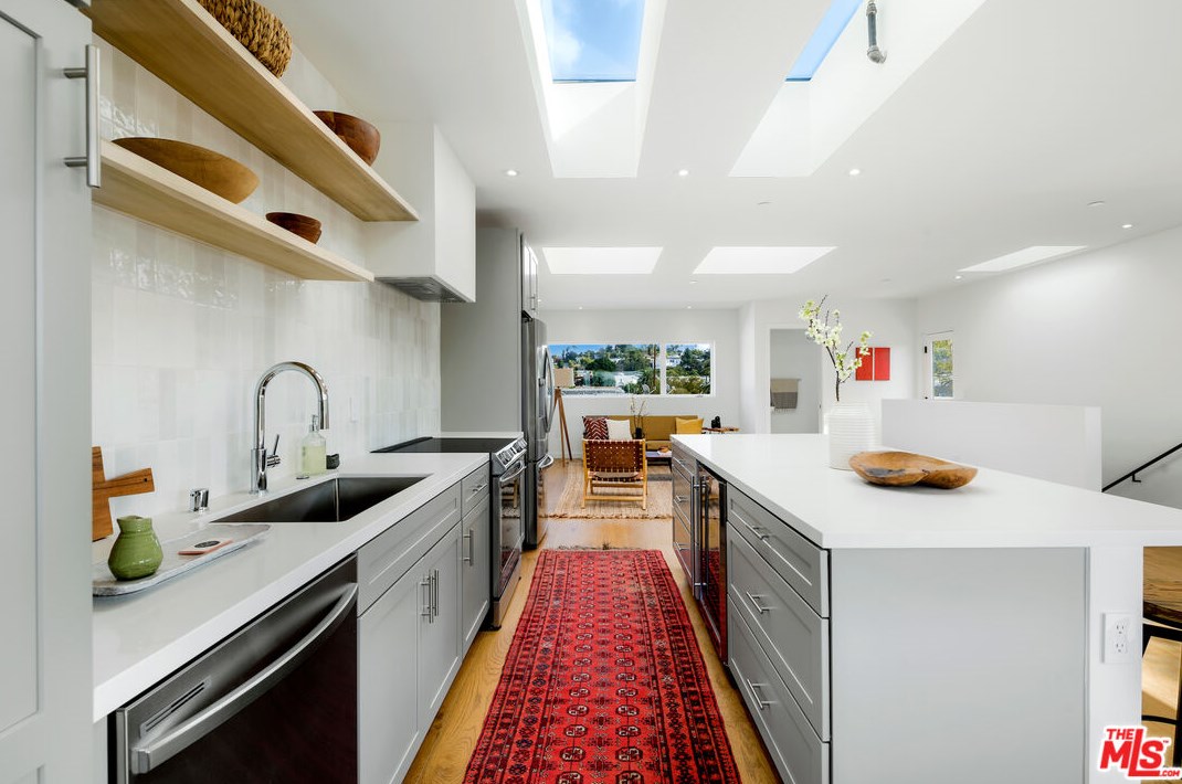 4323 Burns Ave, Los Angeles CA  90029-2804 exterior