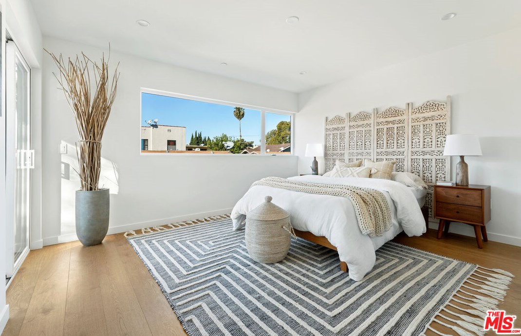 4323 Burns Ave, Los Angeles CA  90029-2804 exterior