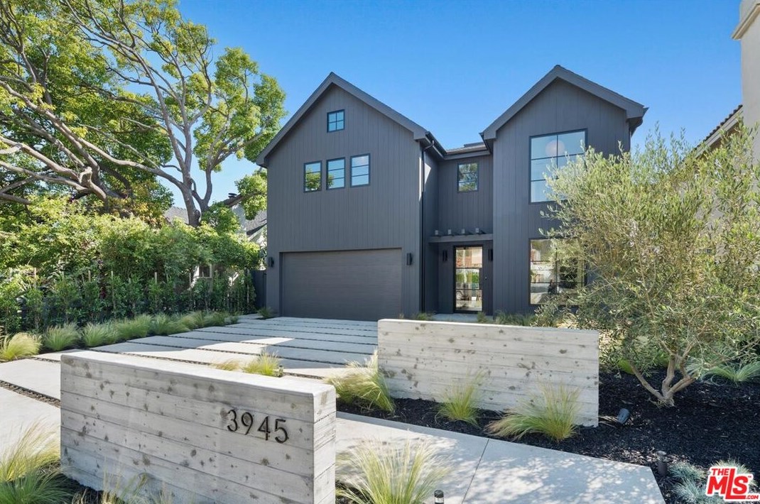 3945 Beethoven St, Los Angeles CA  90066-4144 exterior
