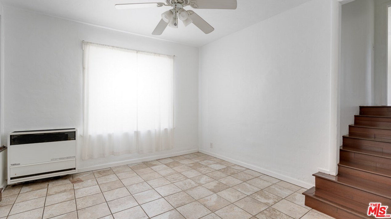 1660 Lemoyne St, Los Angeles CA  90026-2640 exterior