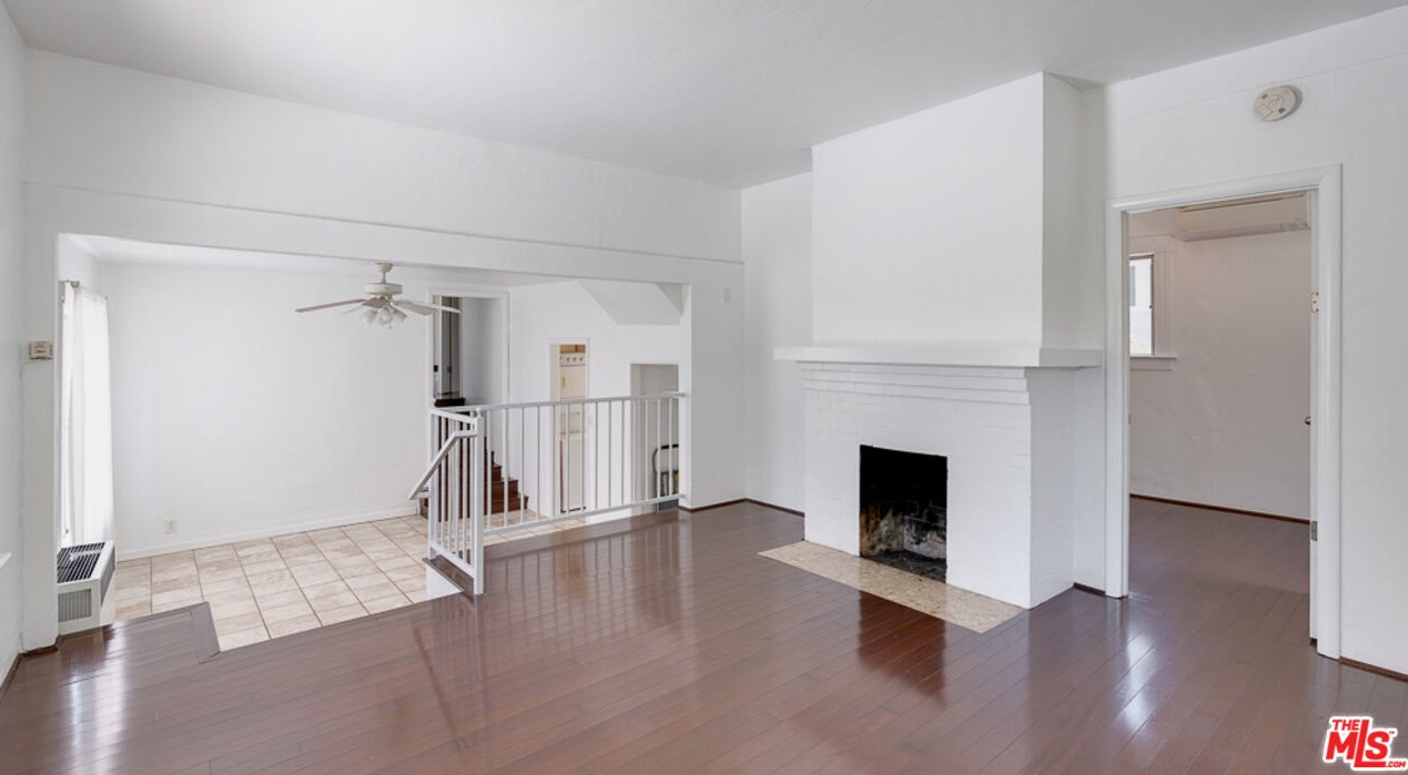 1660 Lemoyne St, Los Angeles CA  90026-2640 exterior