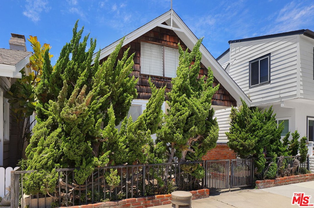 309 Fernando St, Newport Beach, CA 92661