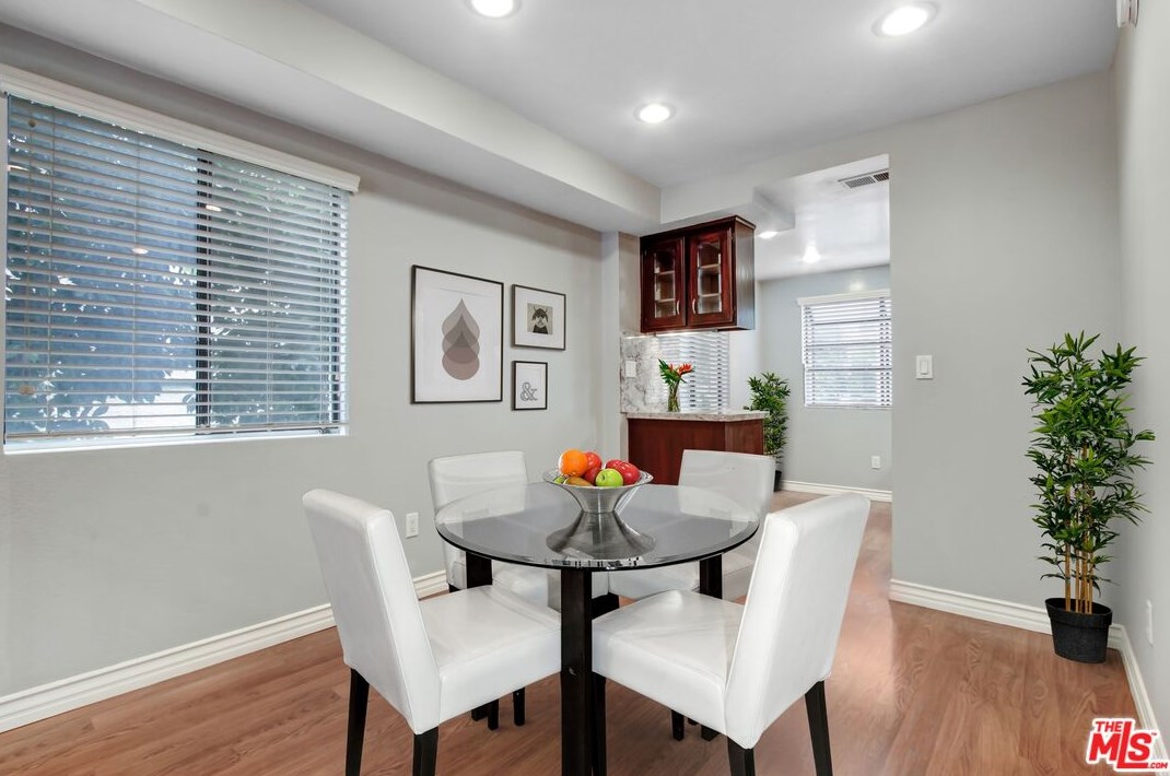 10929 Morrison St #1, North Hollywood, CA 91601