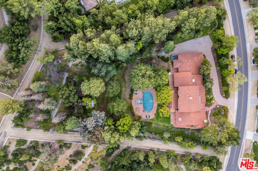 25149 Eldorado Meadow Rd, Calabasas, CA 91302
