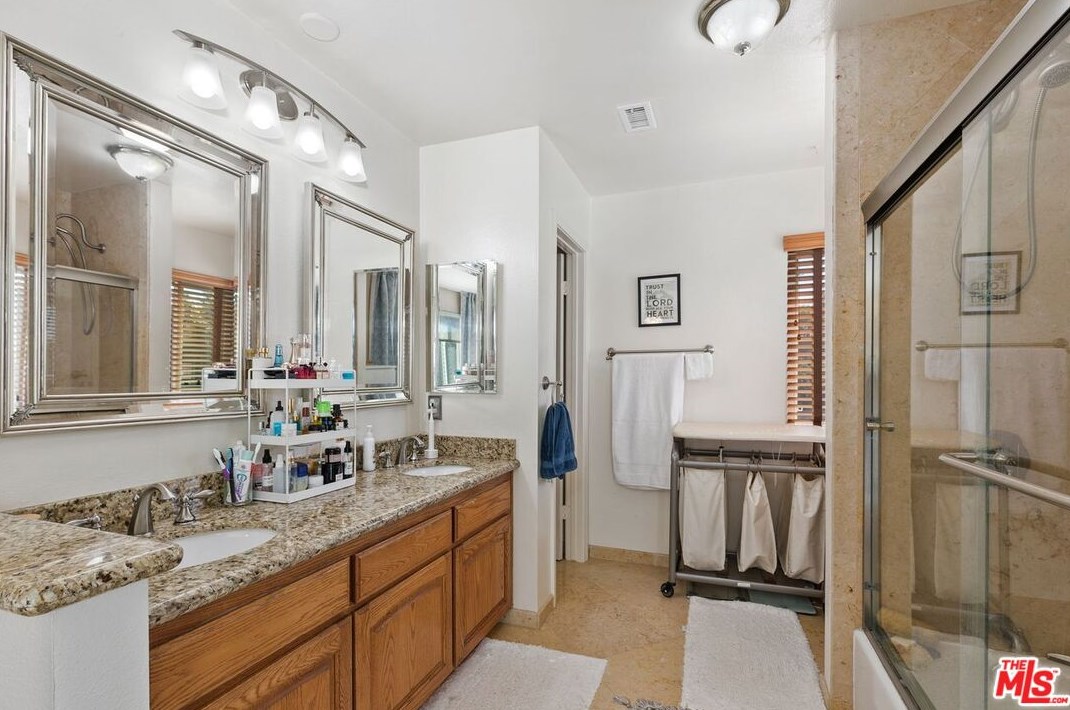 144 Blue Mountain Way, Claremont CA  91711-2824 exterior