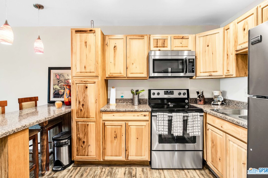 9641 Spyglass Ave #60, Desert Hot Springs, CA 92240