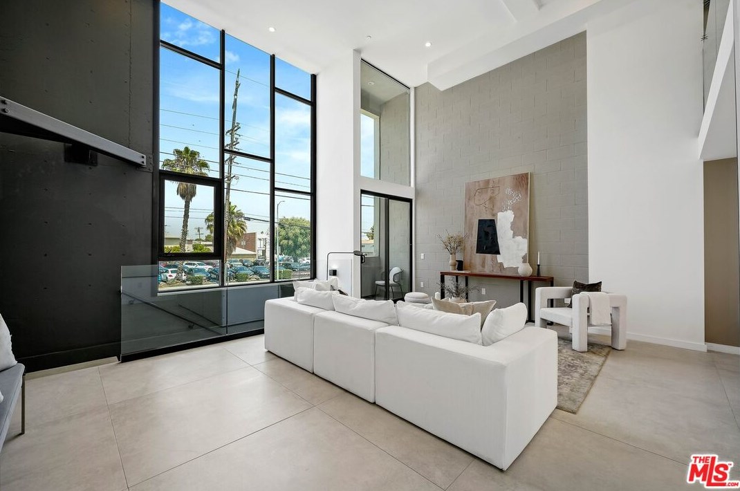 3857 S Centinela Ave, Culver City, CA 90066