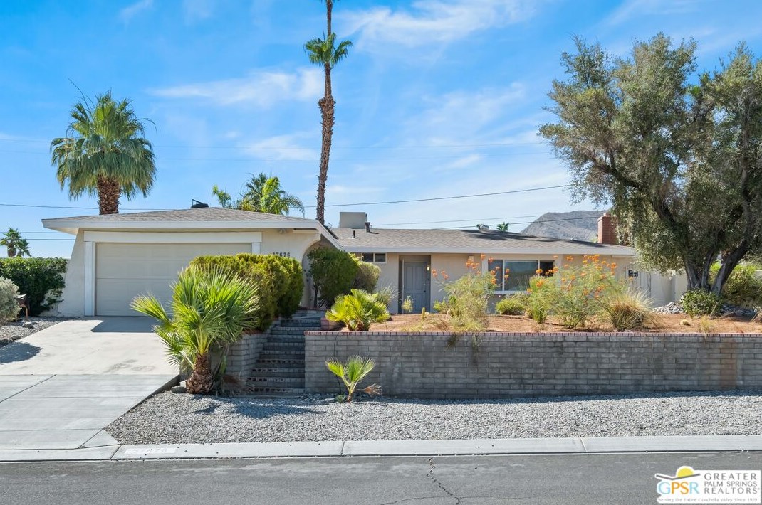 37676 Bankside Dr, Cathedral City, CA 92234-7827