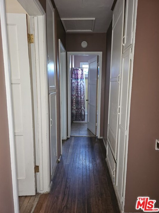 18160 Ingomar St, Los Angeles CA  91335-2030 exterior